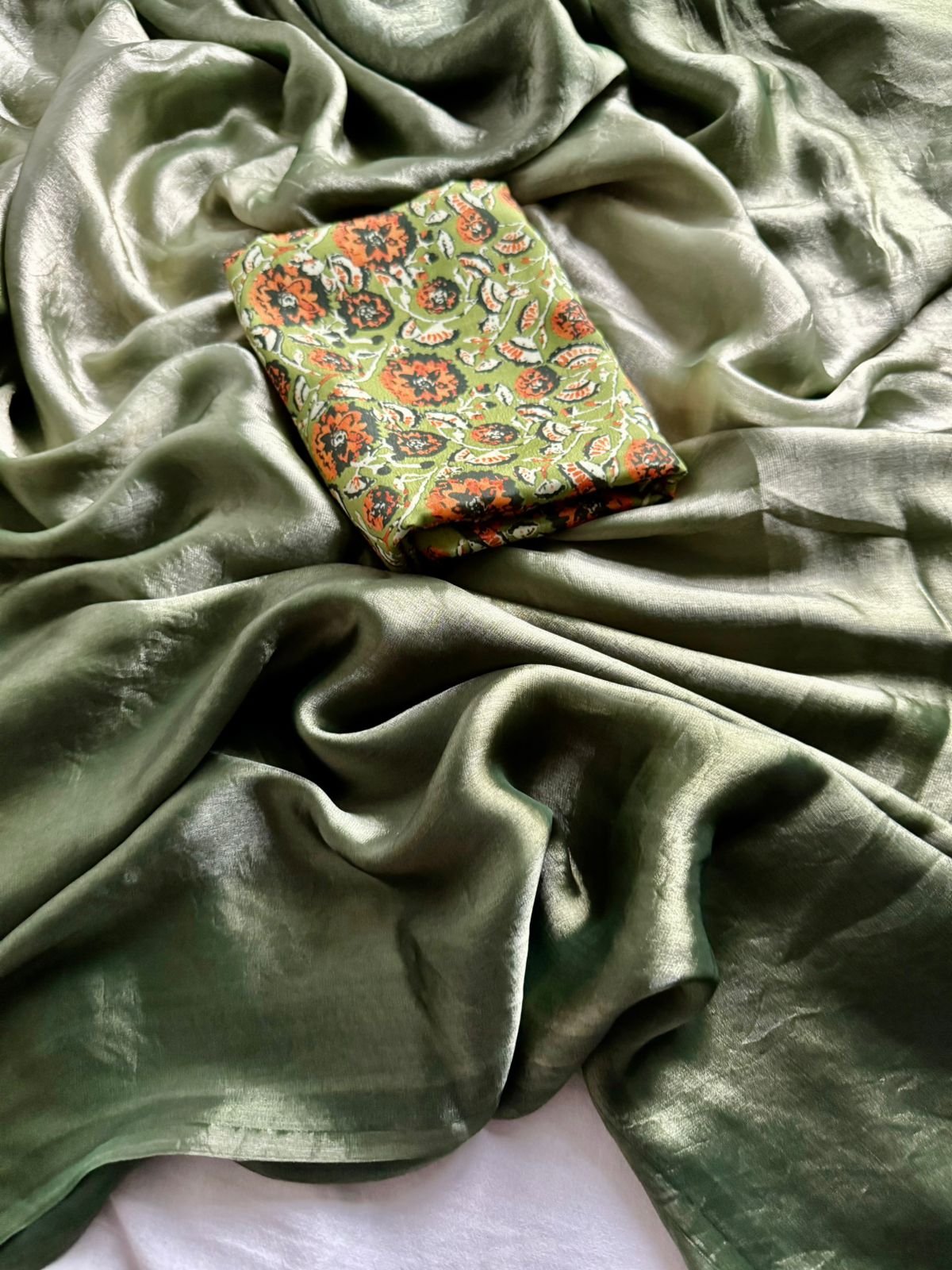 Dual Shaded Ombre Space Silk saree