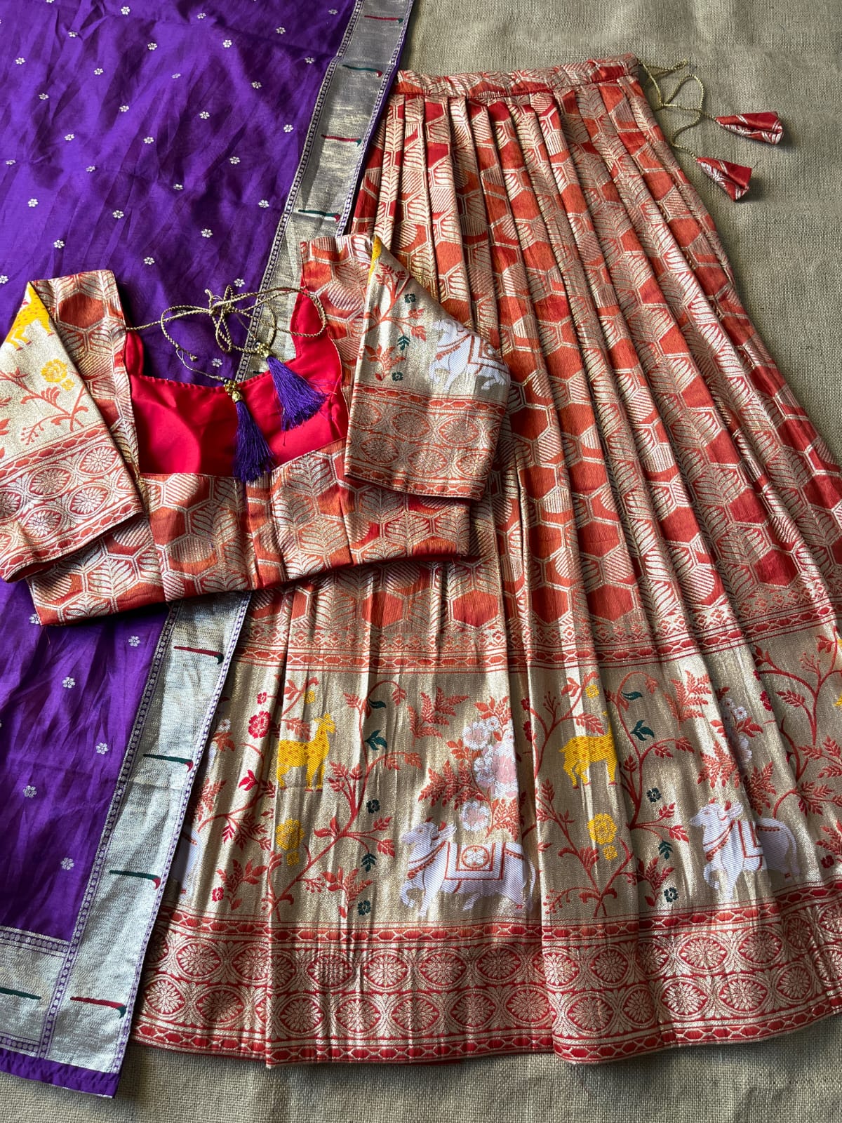 PICHWAI LEHENGA