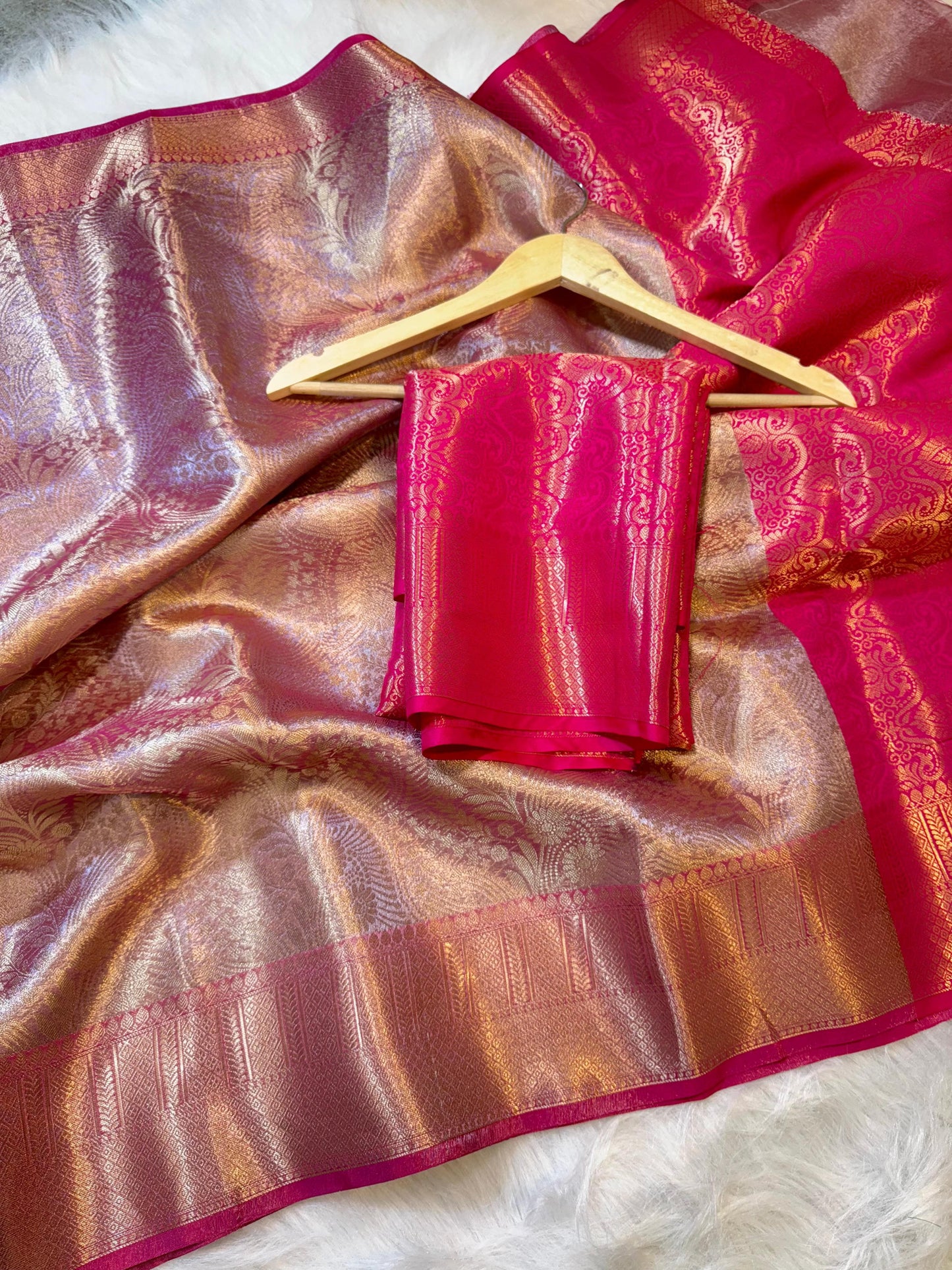 Banarasi Saree with Zari Floral Weaving & Contrast Border