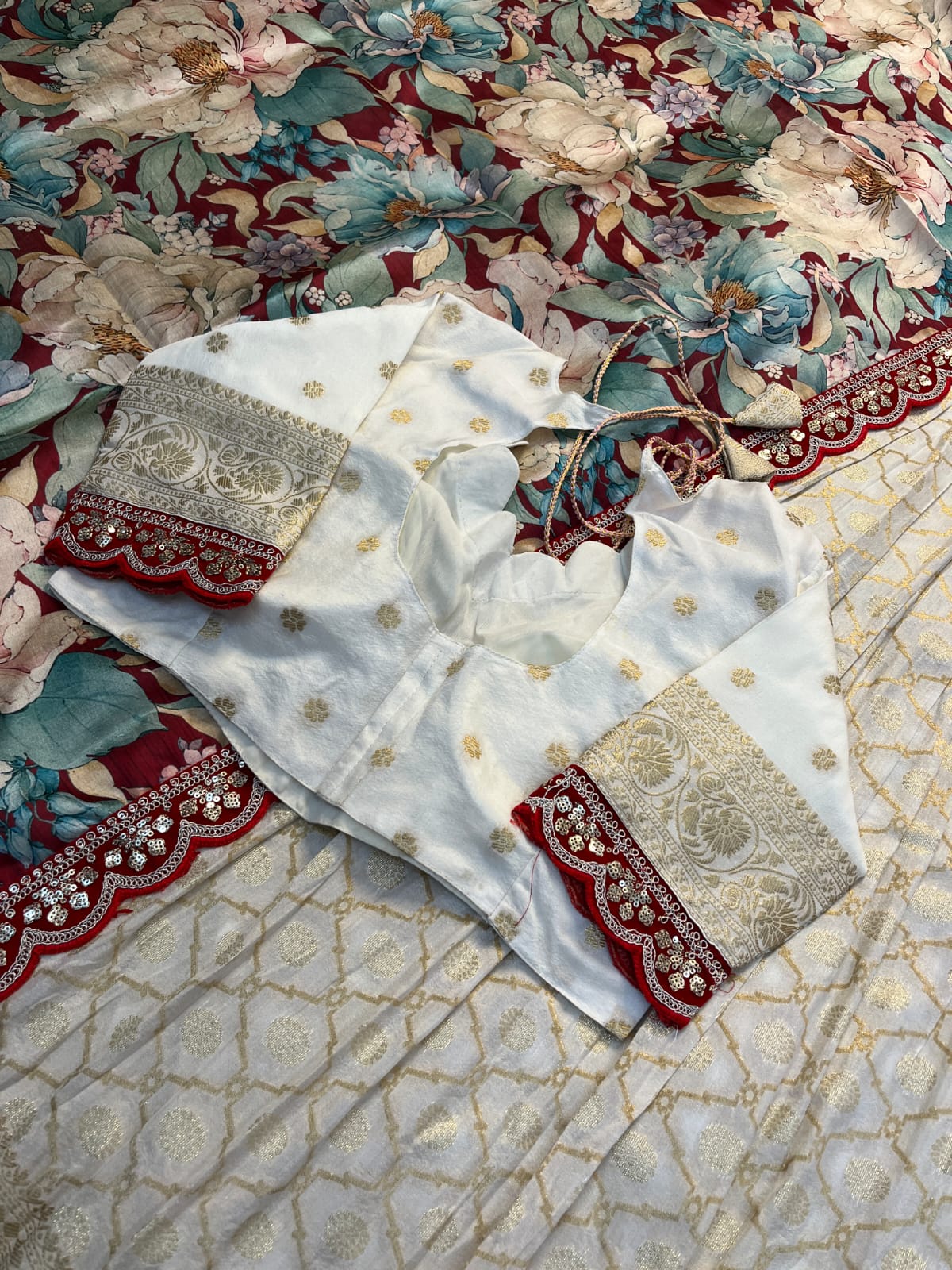 Pure Banarasi Zari Meena Weaved Lehenga Set