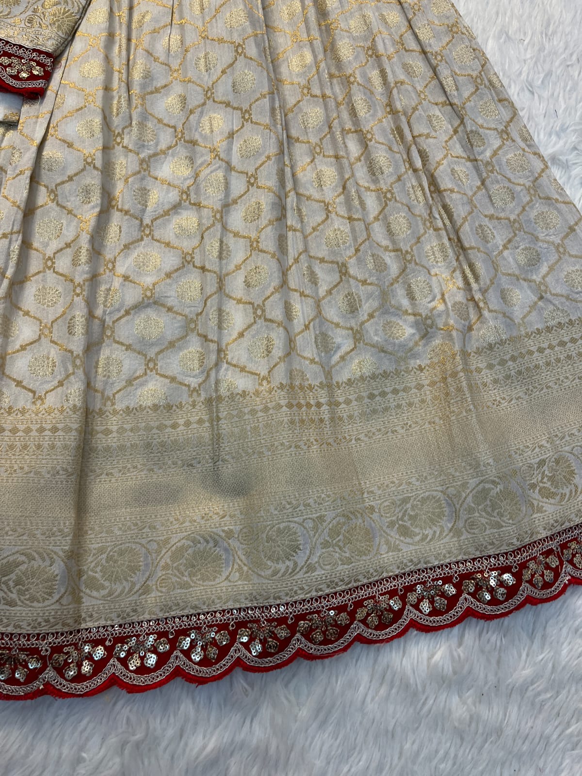 Pure Banarasi Zari Meena Weaved Lehenga Set