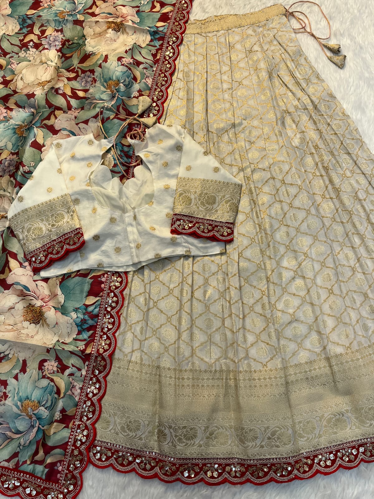 Pure Banarasi Zari Meena Weaved Lehenga Set