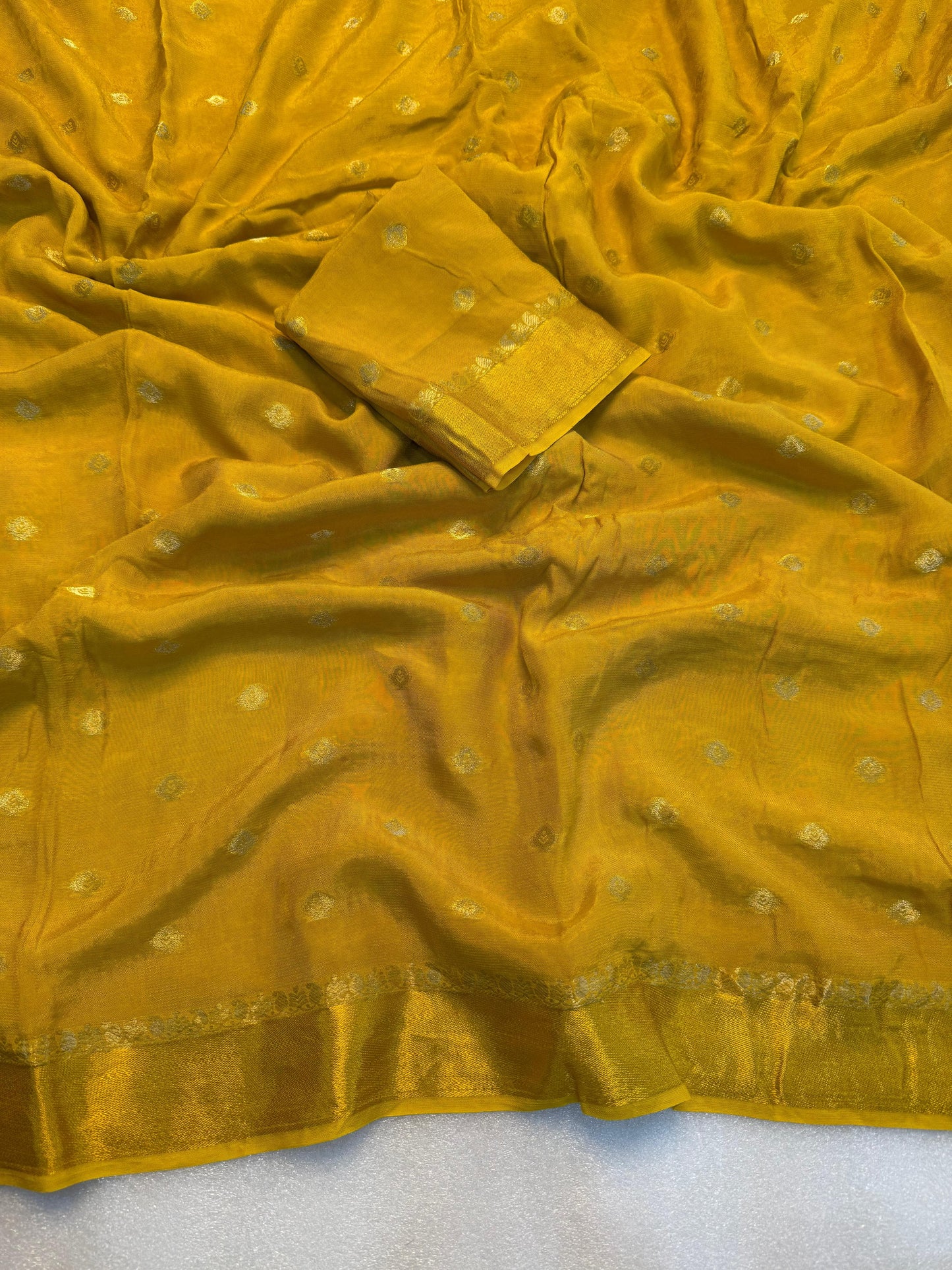 Pure Soft Zari Weaving Chinnon Saree