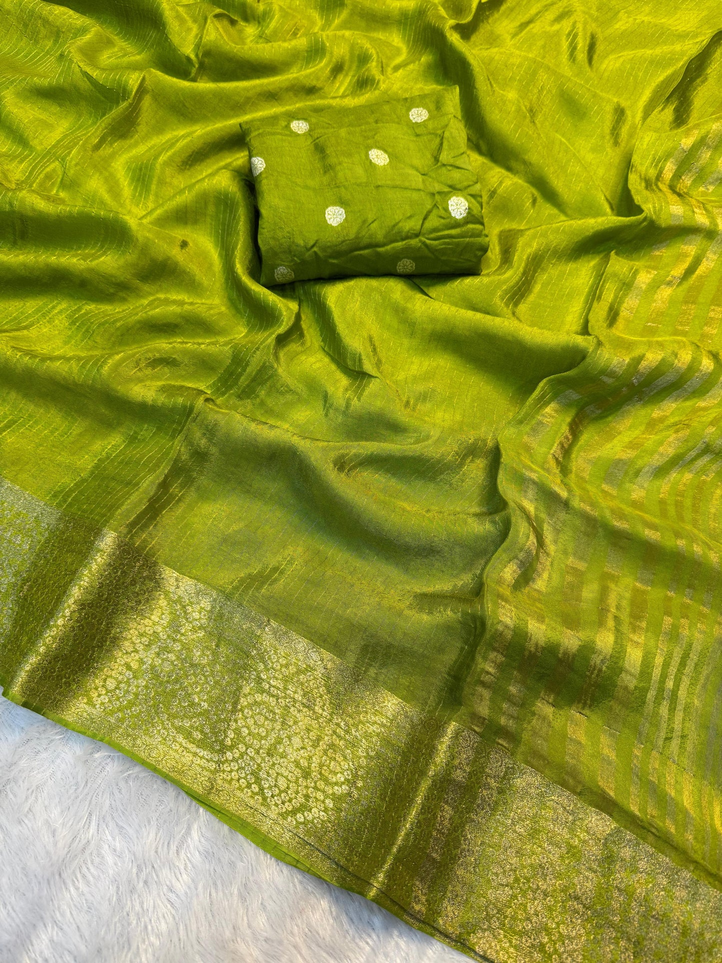 Pure Viscose Weaving Jacquard Saree