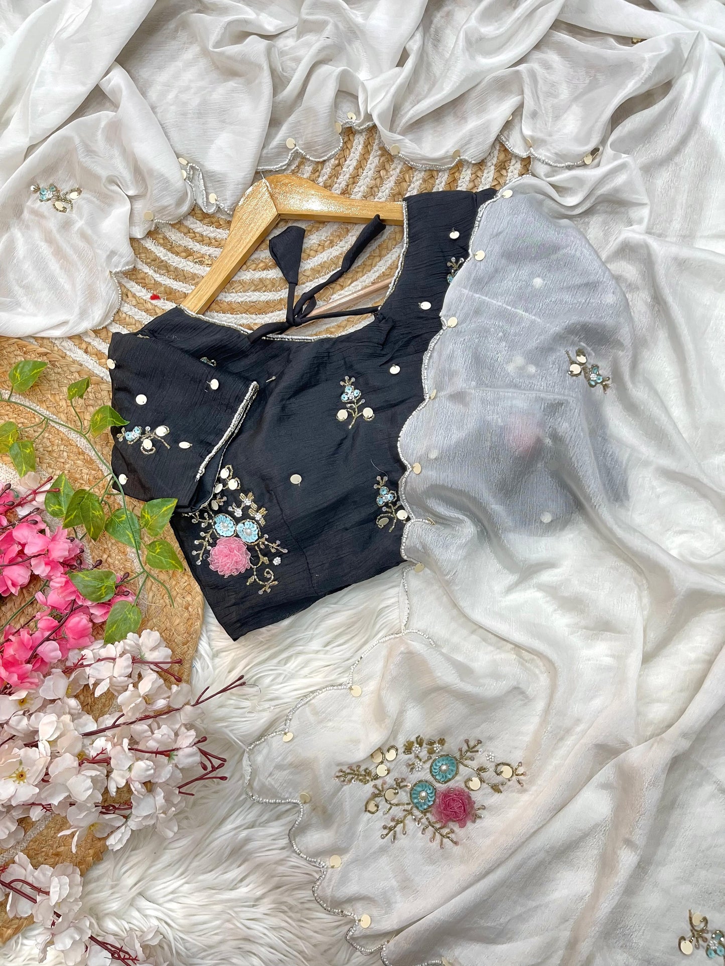 Chinnon Saree with Handwork Khatli Buttas