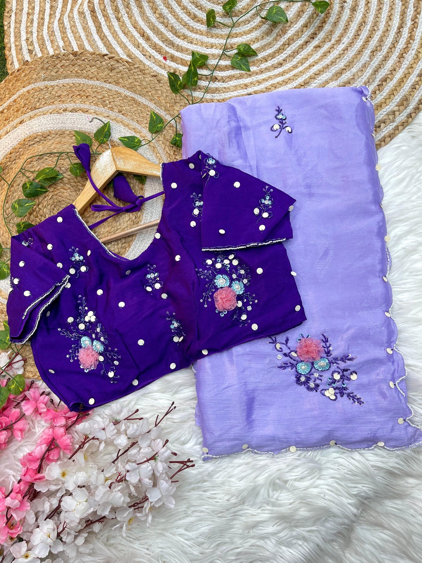 Chinnon Saree with Handwork Khatli Buttas