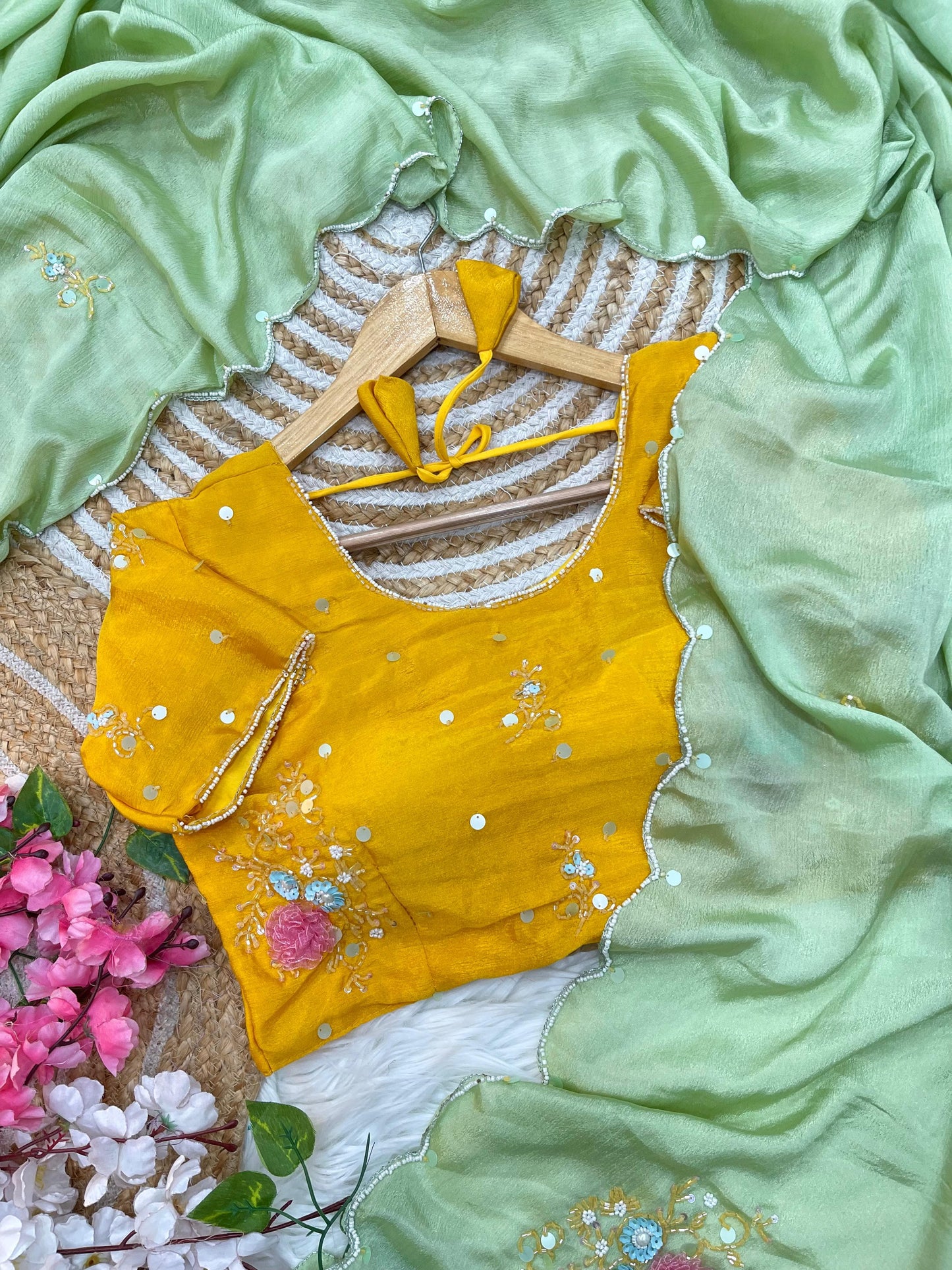 Chinnon Saree with Handwork Khatli Buttas