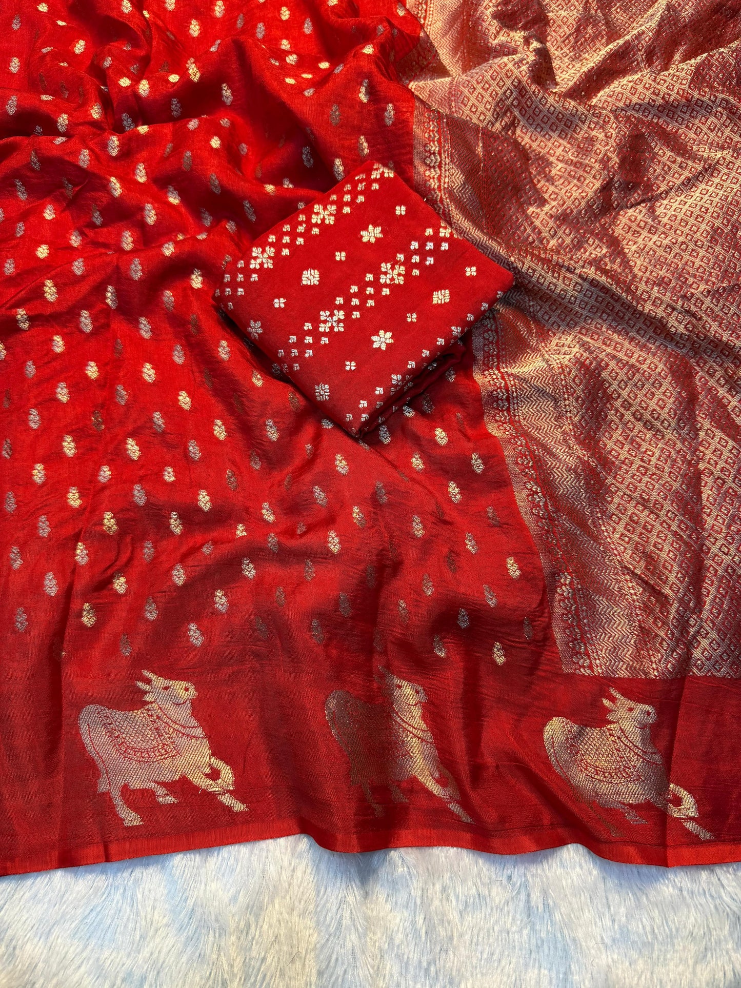 Pure Soft Viscose Dola Crepe Silk Saree