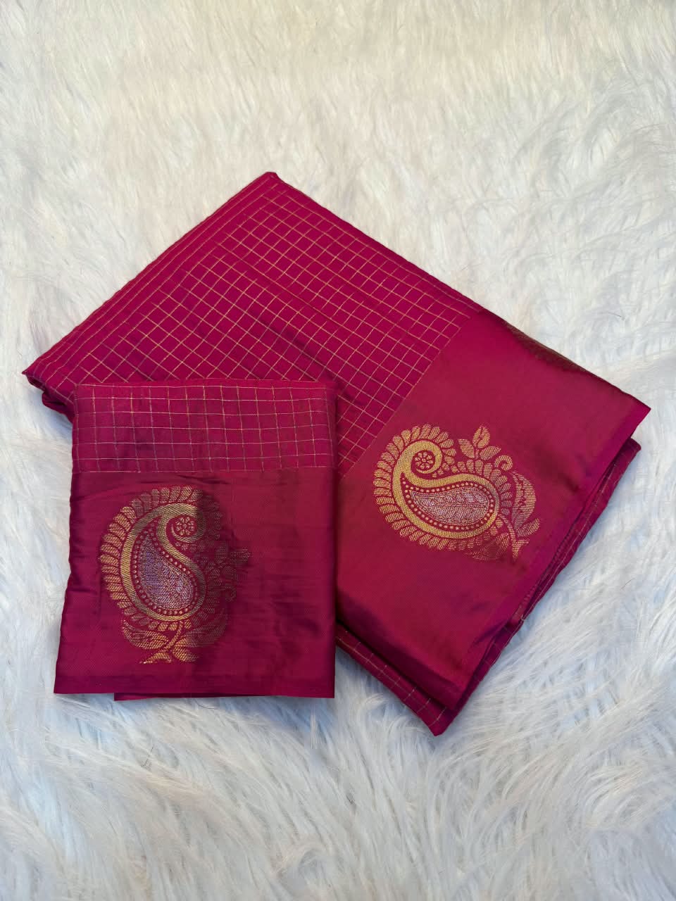 Trending Chex Pattern Saree