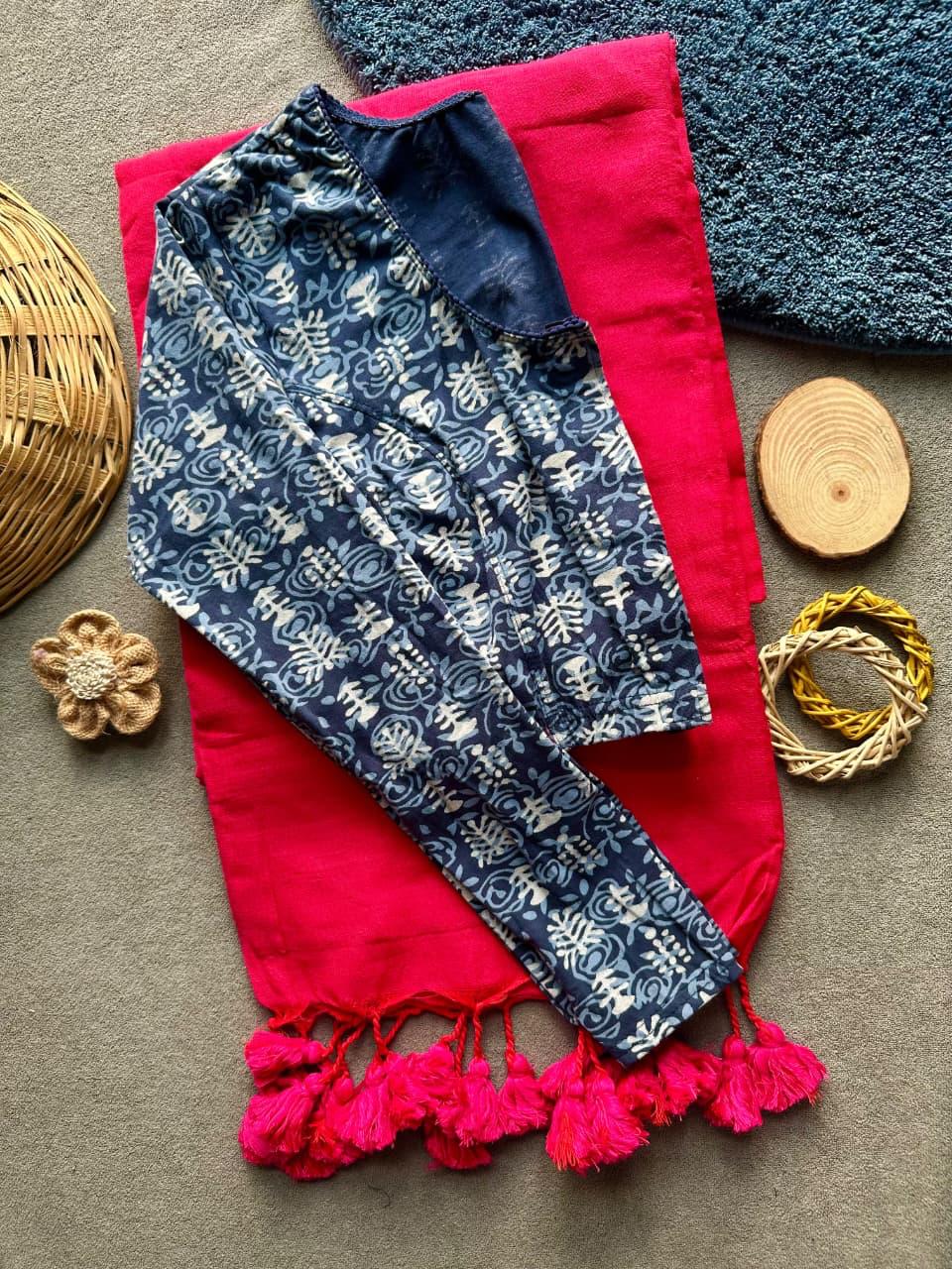 Khadi Stretchable Blouse & Saree