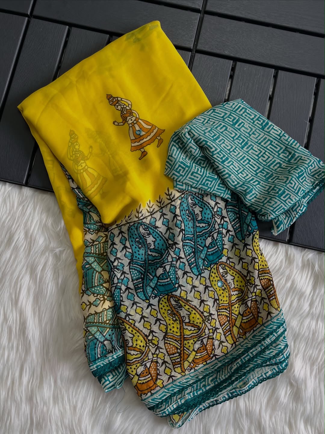 Elegant Multicolour Saree