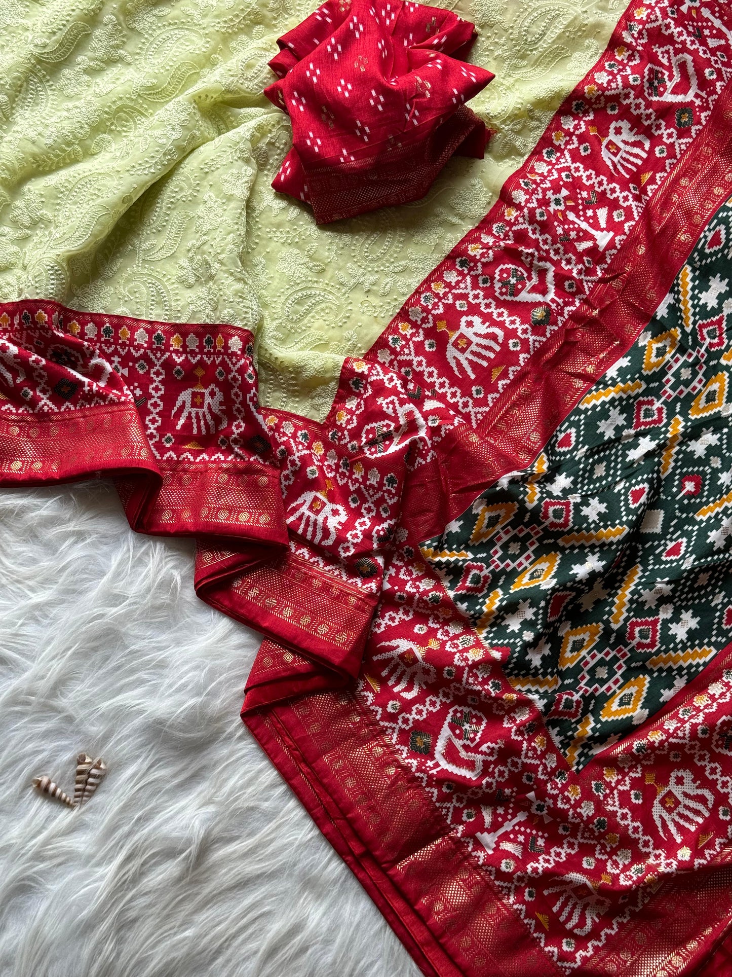 Georgette saree featuring exquisite Lucknowi work
