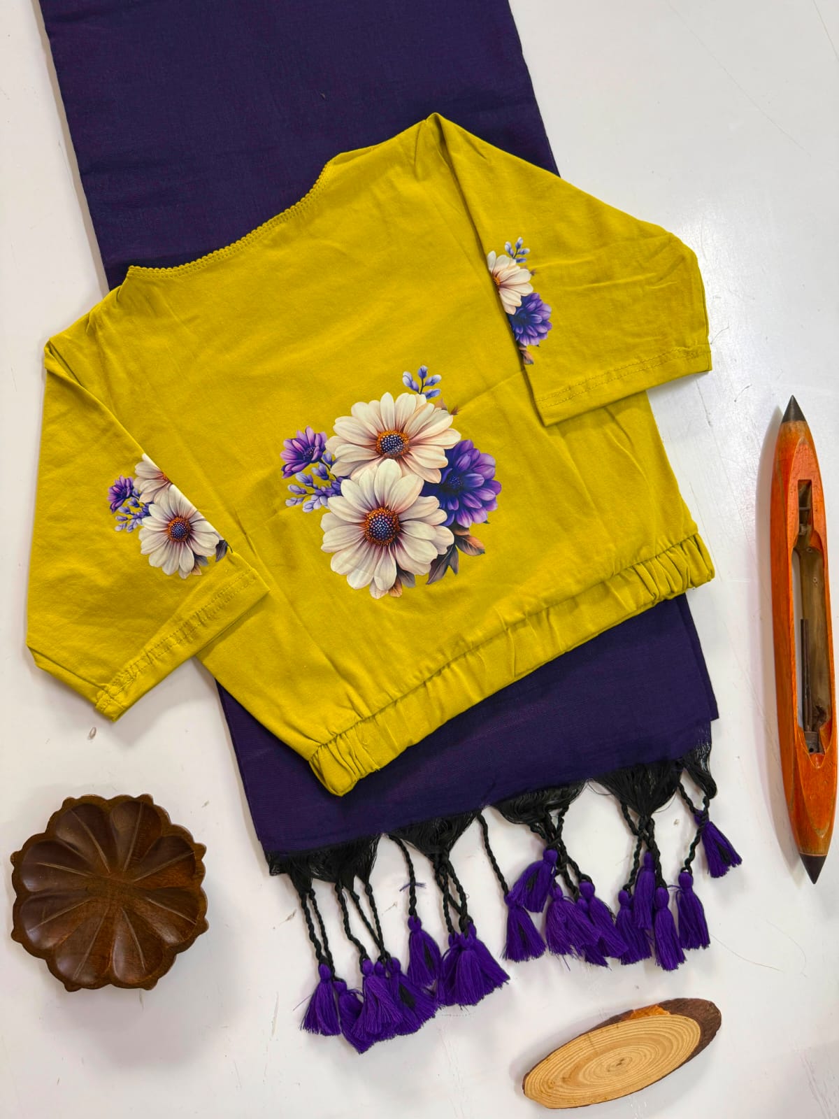 Stretchable blouse & khadi cotton saree