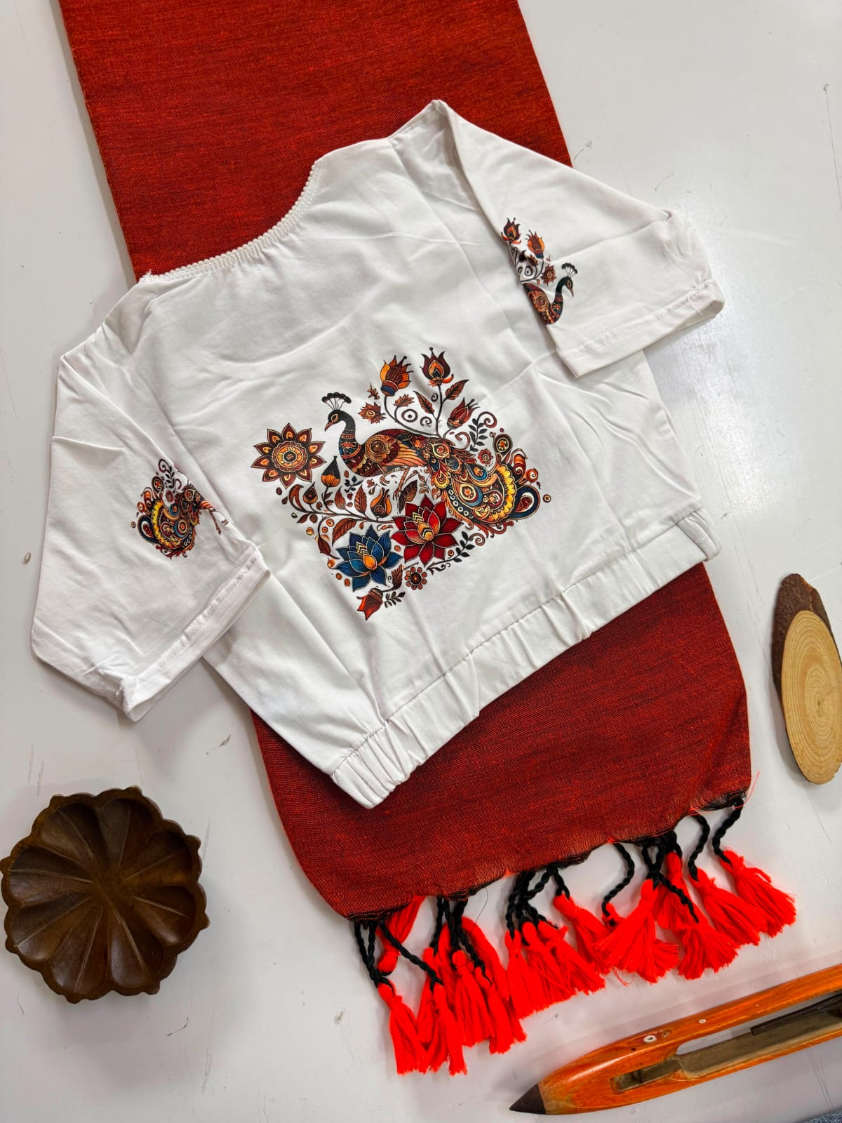 Stretchable blouse & khadi cotton saree