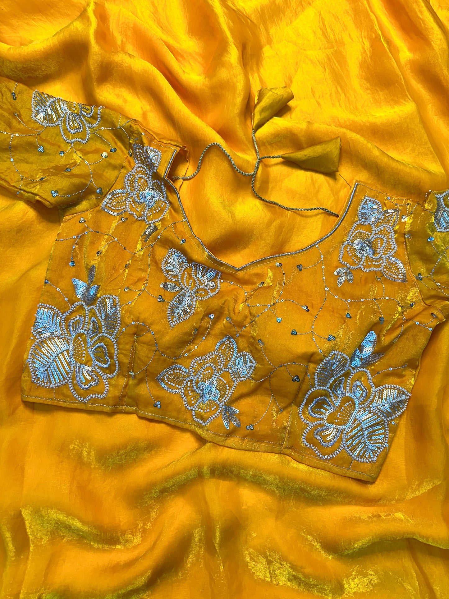 Saree+blouse