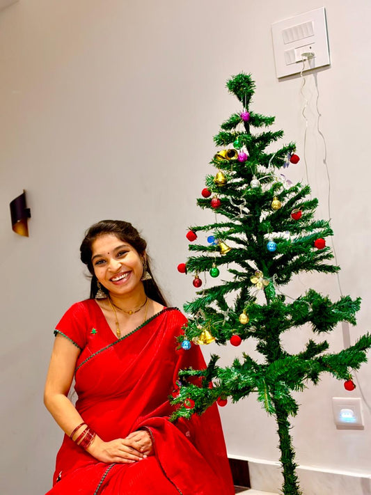 Red Christmas Tree Motif Saree