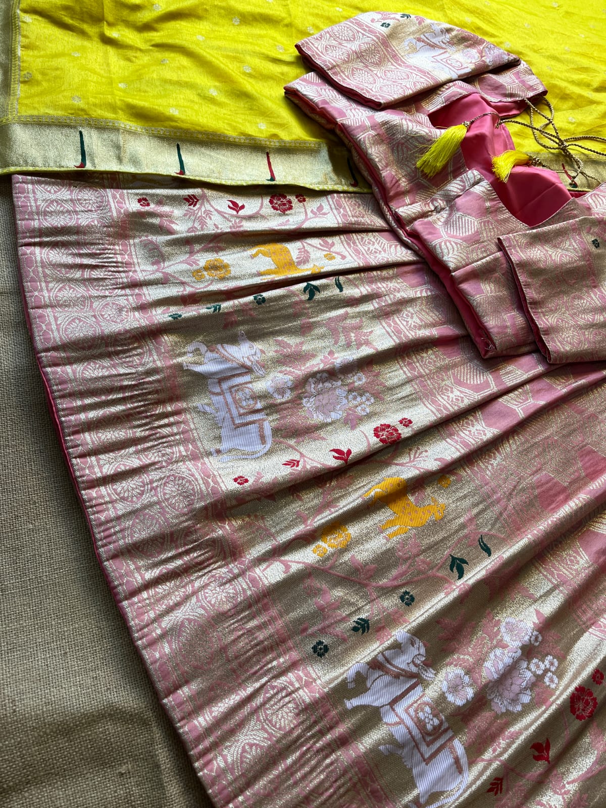PICHWAI LEHENGA