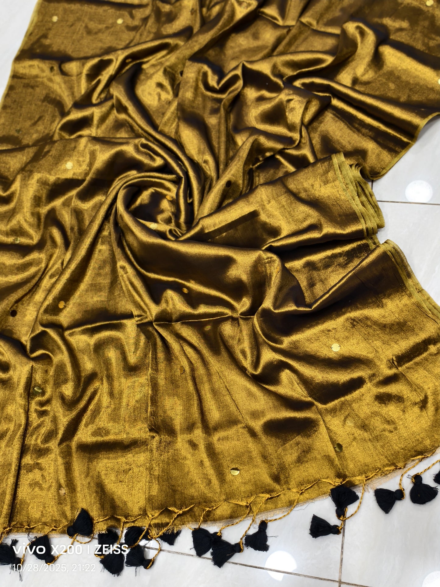 Tissue silk saree