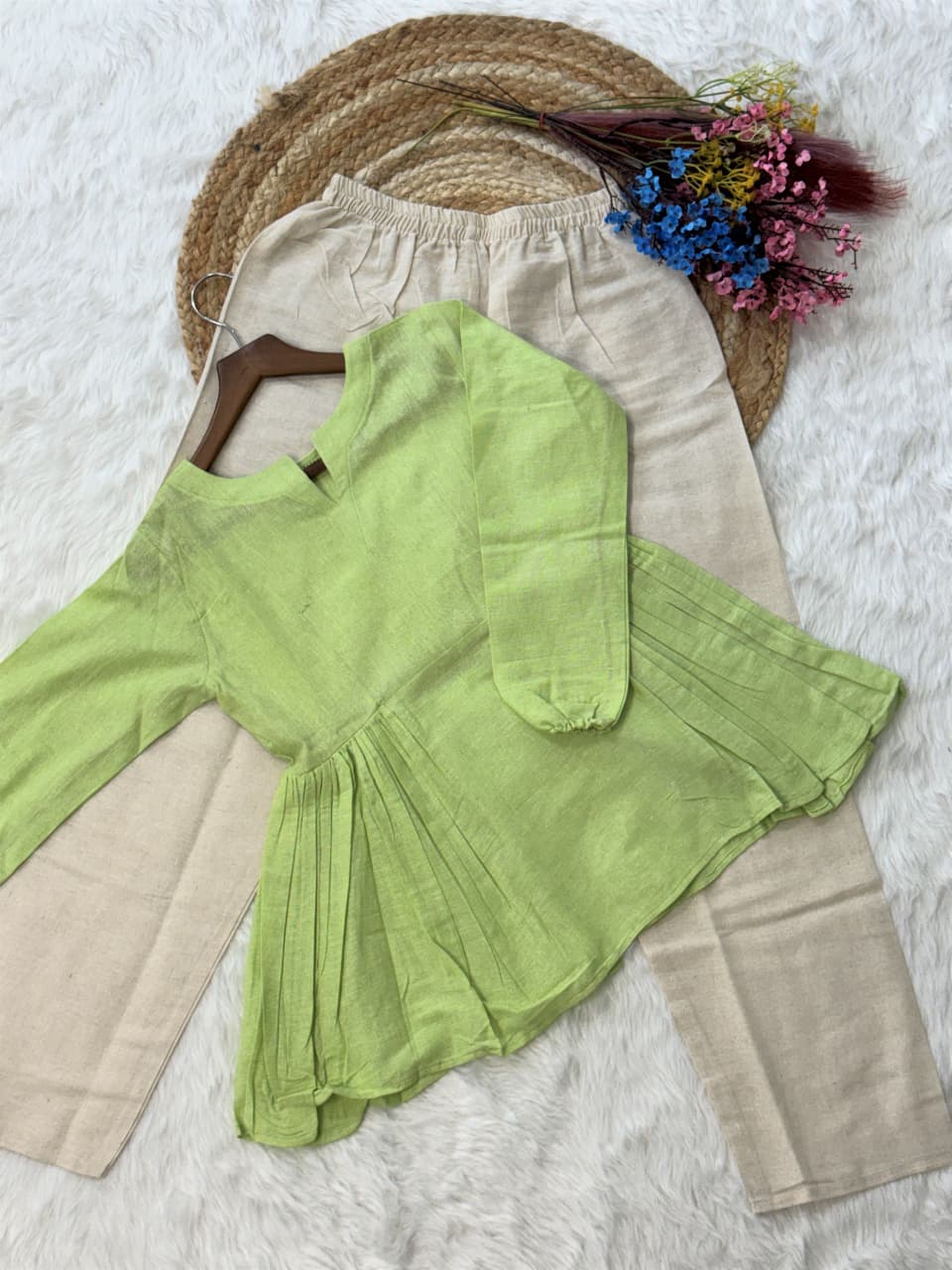 Pant top
