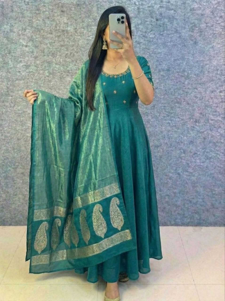 Biggboss thanuja outfit