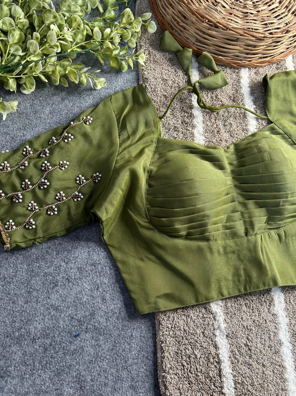 Premium Heavy Star Gorget Blouse