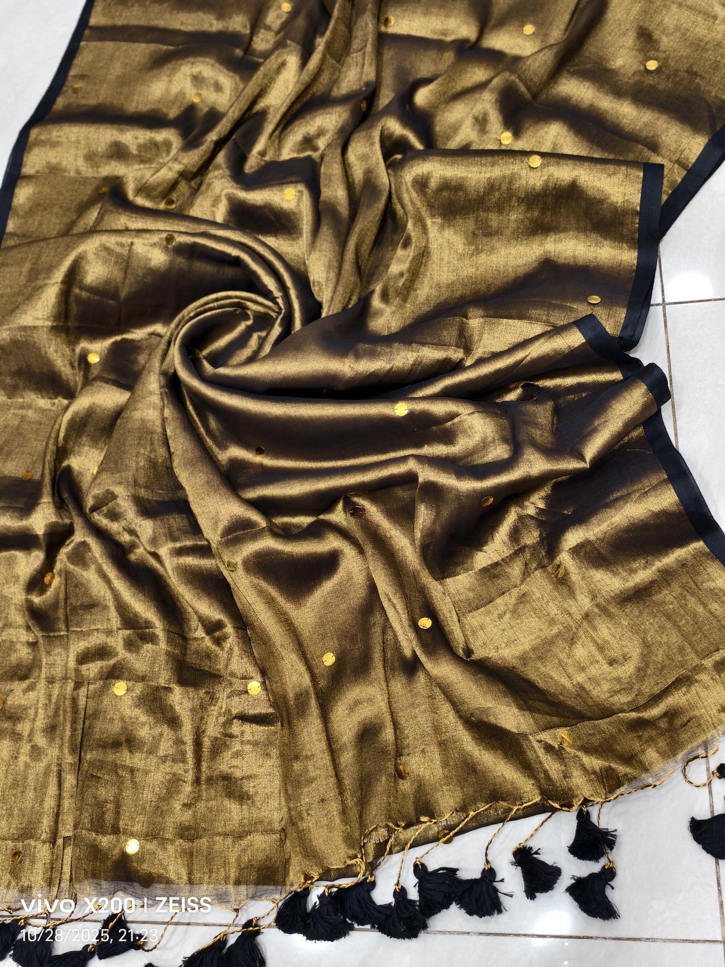 Tissue silk saree